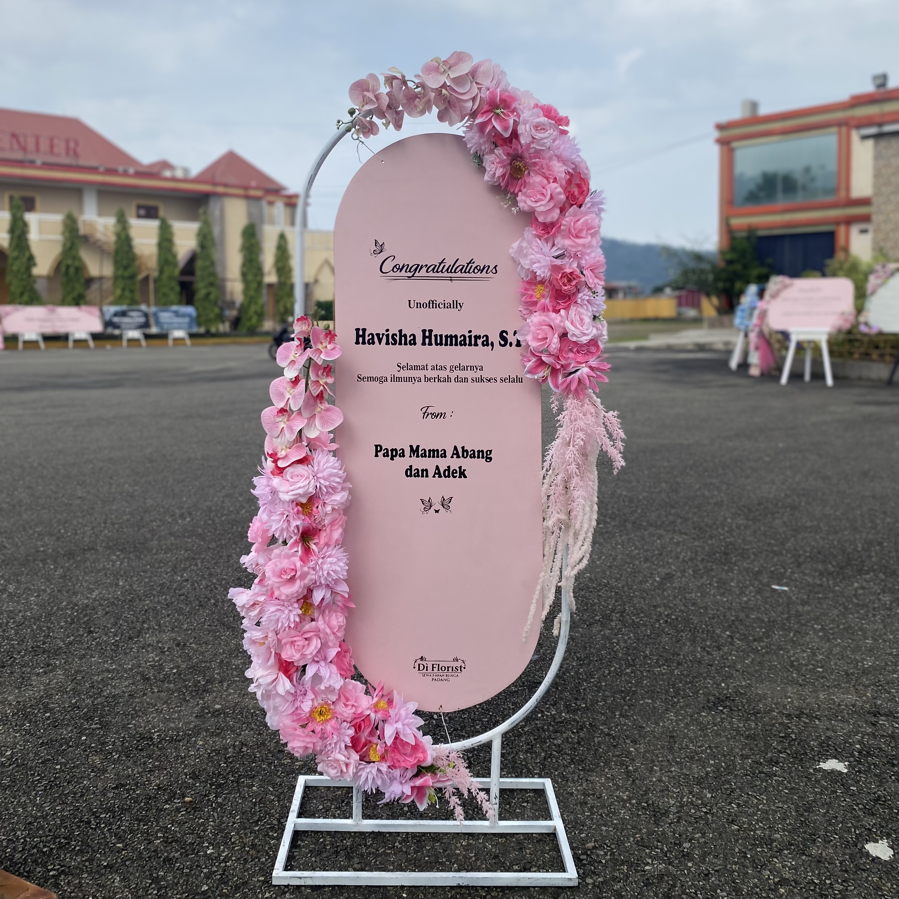 Standing Gantung Pink 2